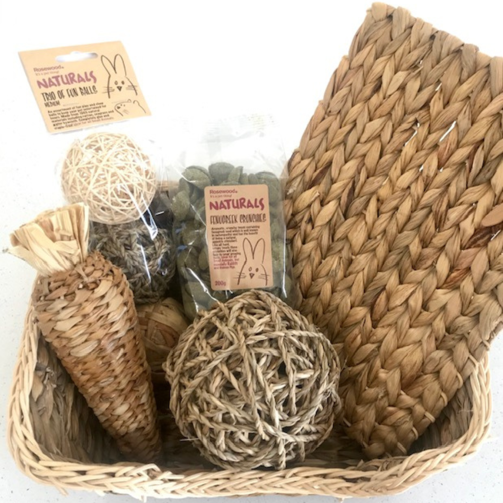 Seagrass Fun ball for rabbit rosewood